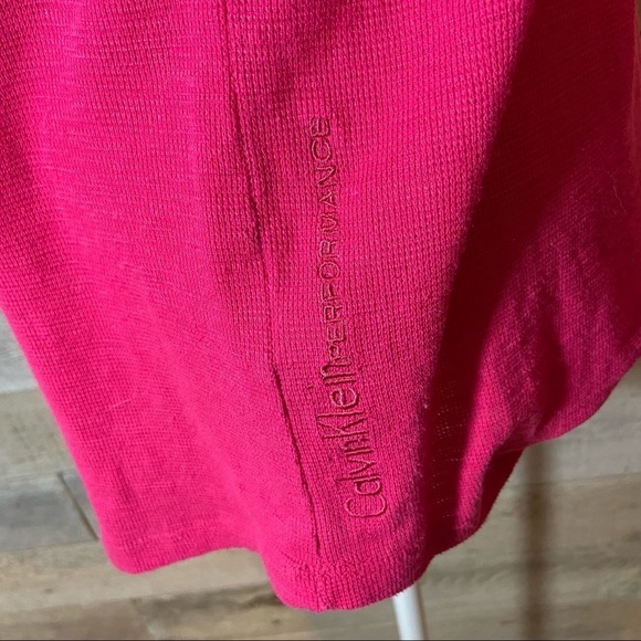 Calvin Klein  women’s fuchsia long-sleeved performance shirt in size small - Picture 5 of 7